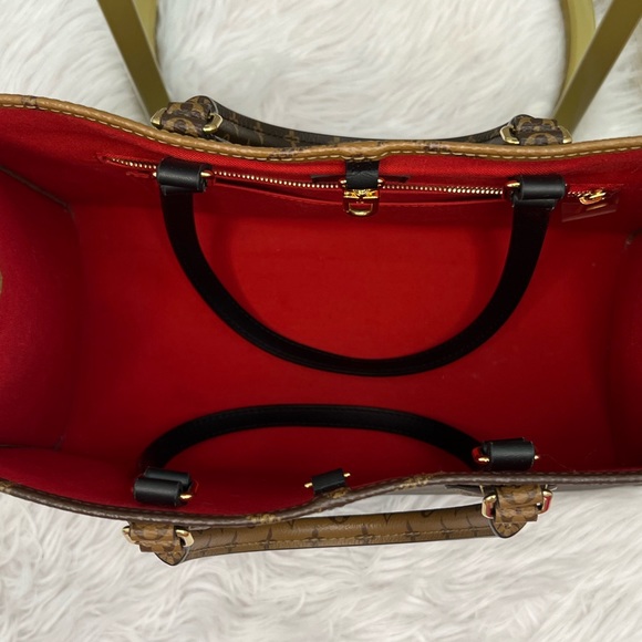 Excellent Condition Louis Vuitton OnTheGo MM - Picture 7 of 11